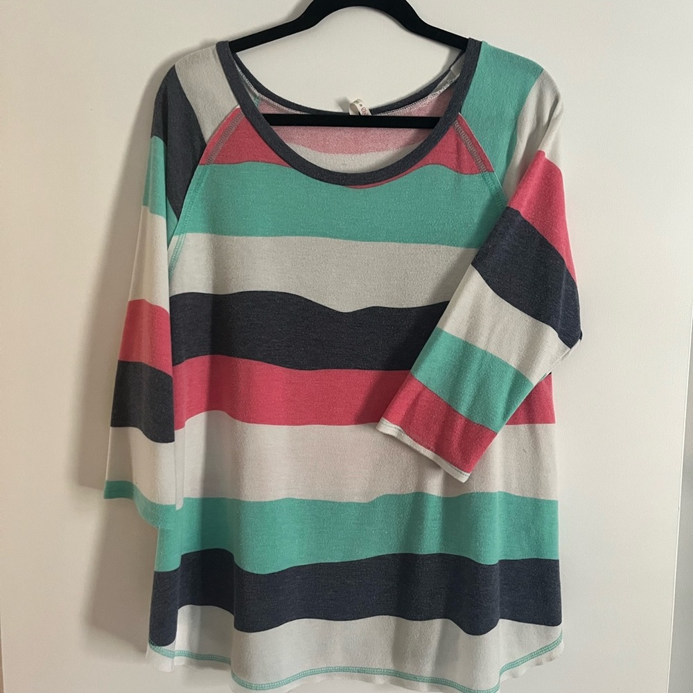 Boutique lightweight sweater